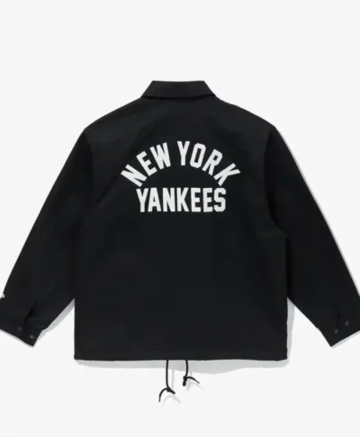 new-york-yankees-coach-jacket-Back