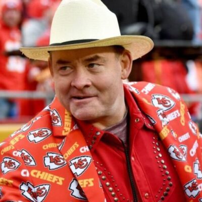 David-Koechner-KC-Chiefs-Red-Printed-Blazer
