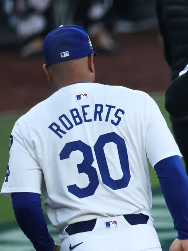 Jersey Dave Roberts Dodgers 30