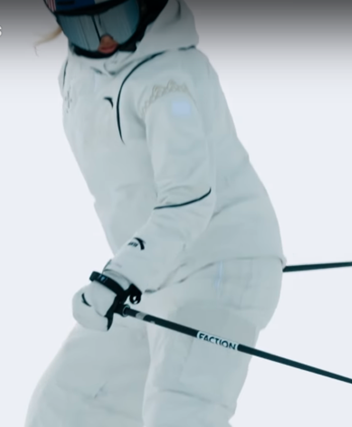 Eileen Gu ski white jacket
