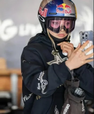 Eileen Gu x Anta Ski Jacket