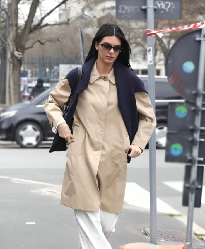 Kendall Jenner Milan 2026 Car Coat