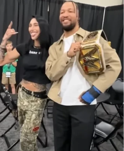 Jalen Brunson Fanatics Fest NYC 2026 Beige Jacket