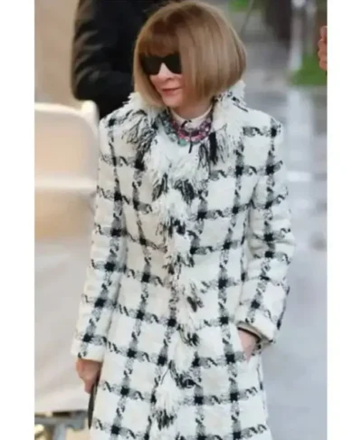 Anna Wintour PFW 2026 White Tweed Coat