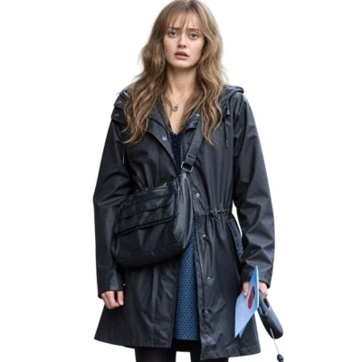 Sweetpea-S02-2026-Ella-Purnell-Black-Hooded-Coat.webp