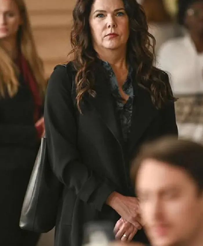 Lauren Graham Zoey’s Extraordinary Playlist Black Coat
