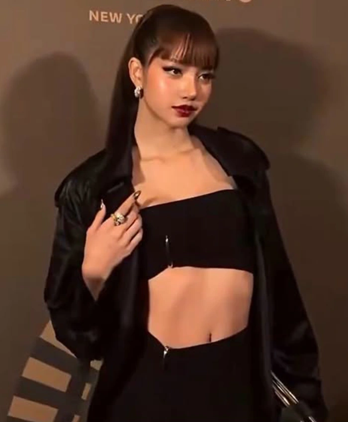 Lisa BVLGARI Serpenti Infinito After Party Black Long Coat