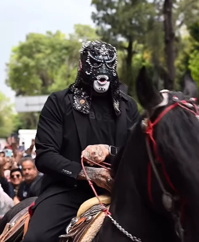 Penta El Zero Miedo Arrived WWE Raw 2026 Black Blazer