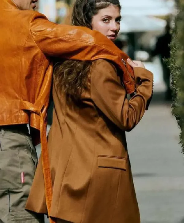 People We Meet on Vacation Emily Bader Coat