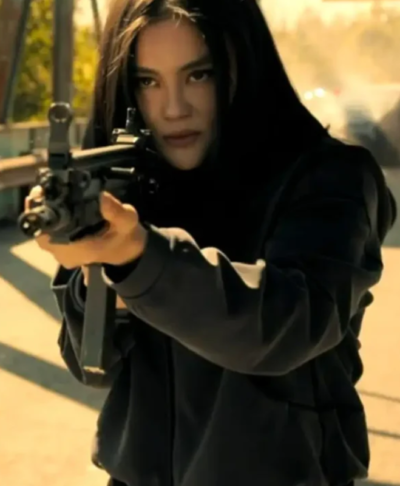 Reacher S04 Lila Hoth Hooded Jacket