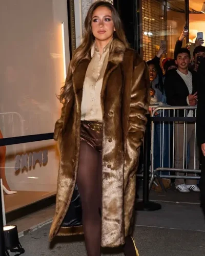 Tate McRae Brown Fur Coat