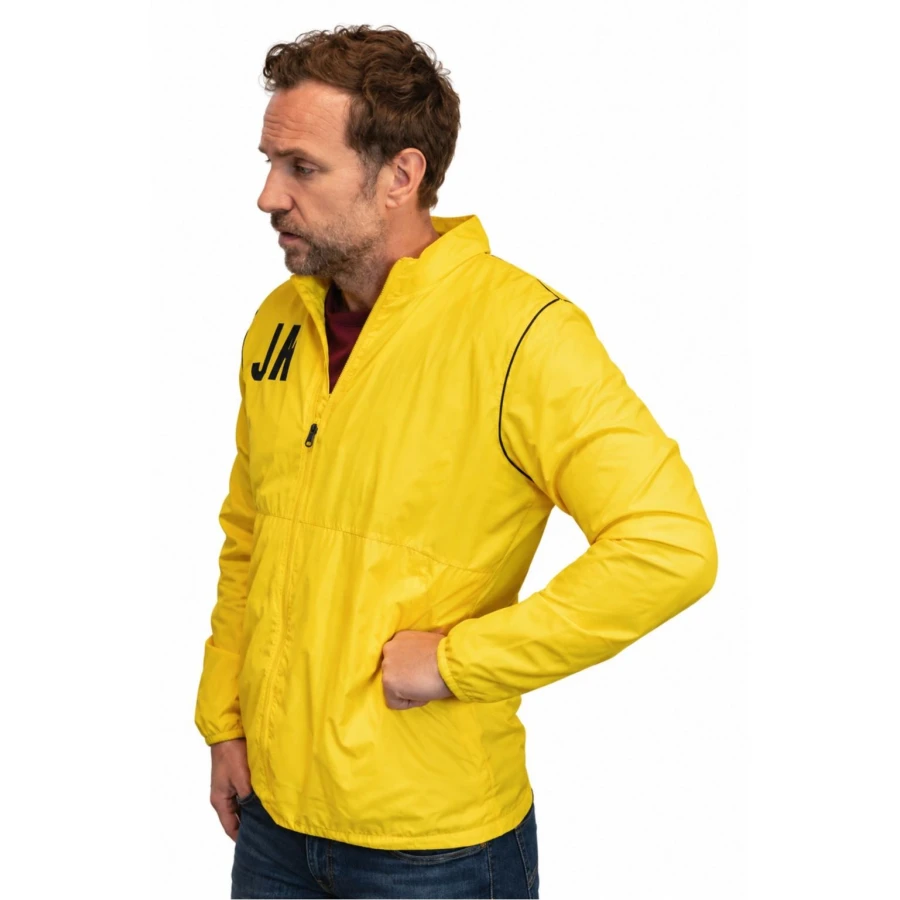 Trying-S05-Rafe-Spall-Yellow-Jacket.webp