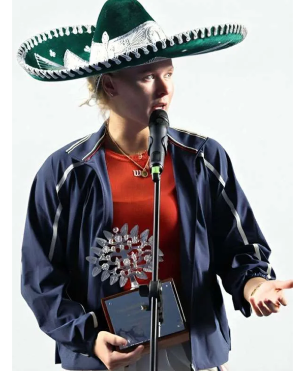 Women Peyton Stearns Tennis Outerwear