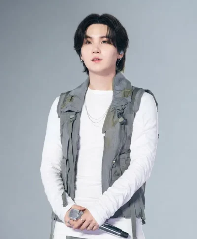 Arirang World Tour Bogota Suga Grey Vest