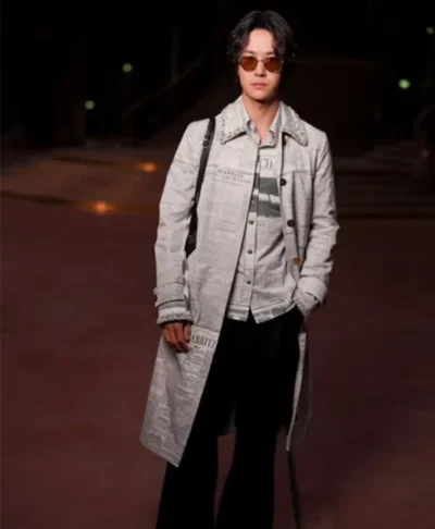 Chanel Show Paris Fashion Week Wang Yibo Newspaper Coat