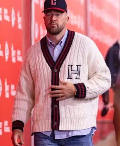 Travis Kelce Chiefs Game Arrival H Off-White Cardigan