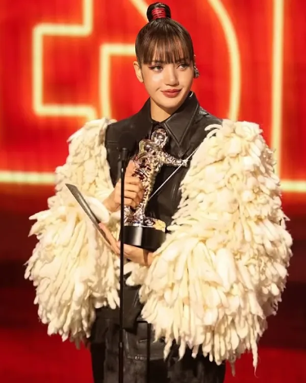 VMAs 2026 Lisa Fur Sleeves Leather Jacket
